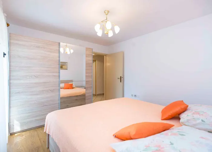 In - Istrien 8820 Labin (Istria)